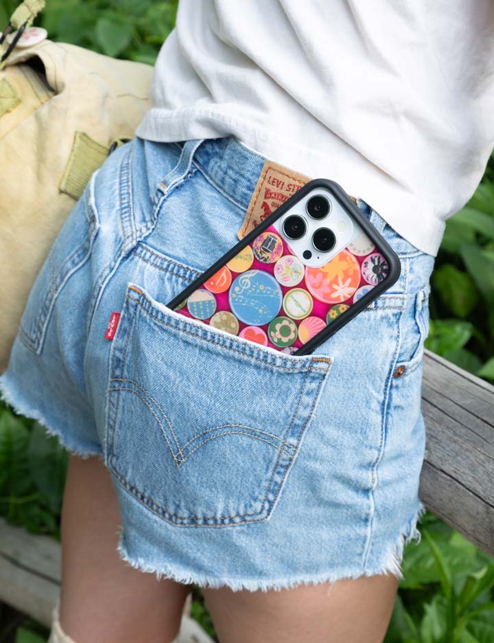 Wildflower Cases Daisy Chain Fields iPhone 18 Pro Max Case