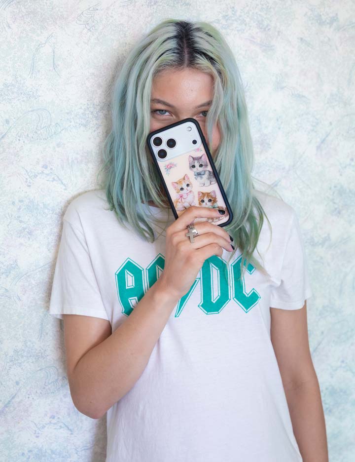 Wildflower Cases Vintage Kittens iPhone 18 Pro Max Case
