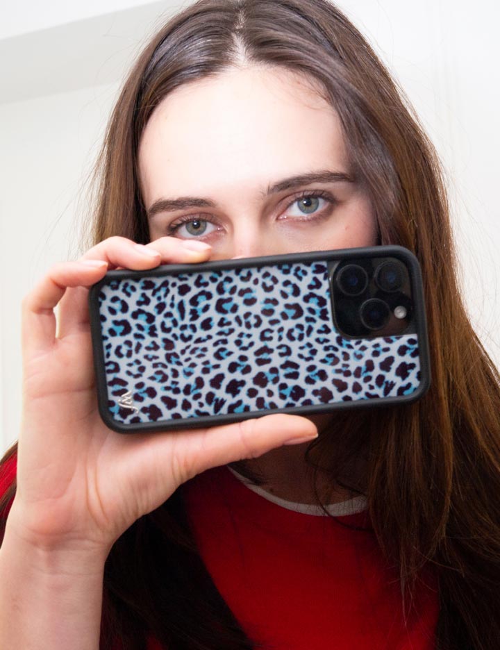 Wildflower Cases Meow - Blue iPhone 18 Pro Max Case