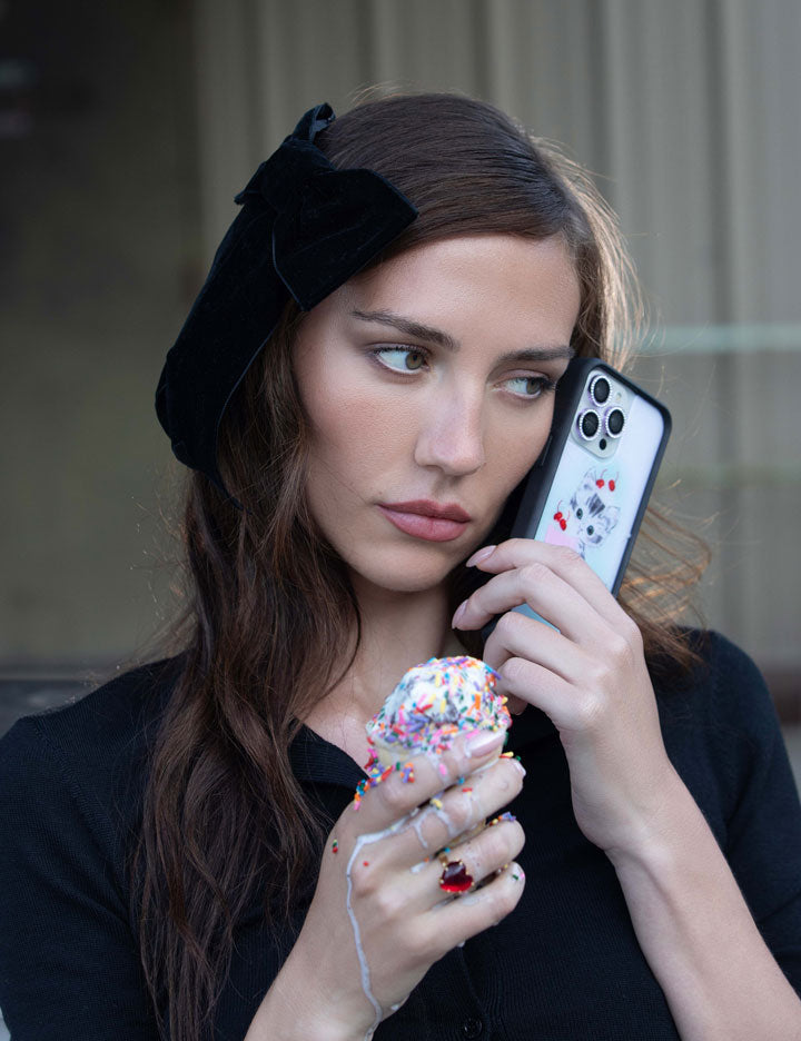 Wildflower Cases Kitty Shake iPhone 16 Pro Max Case
