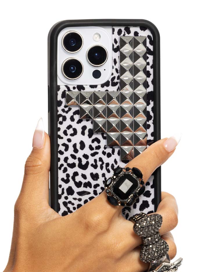 Wildflower Cases Snow Meow Stud iPhone 17 Case