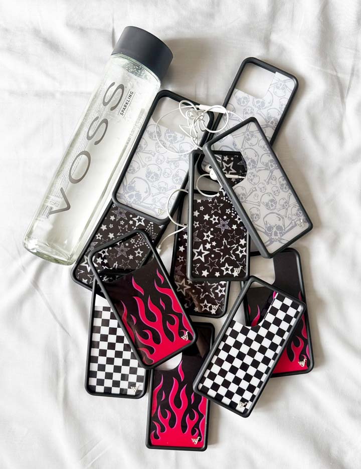 Wildflower Cases Flames - Black & Red Samsung Galaxy CaseGalaxy S25 Ultra Case
