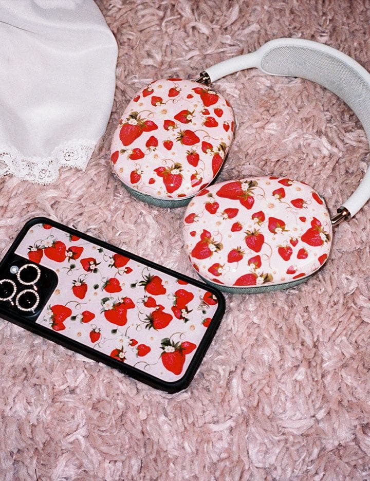 Wildflower Cases Strawberry Fields Airpod Max Case