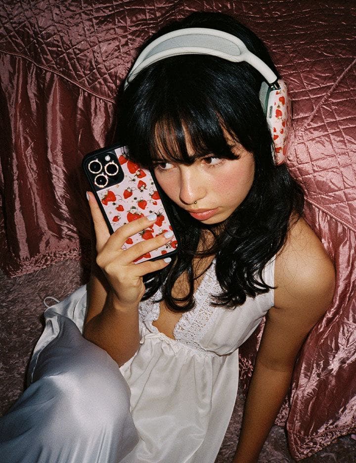 Wildflower Cases Strawberry Fields Airpod Max Case